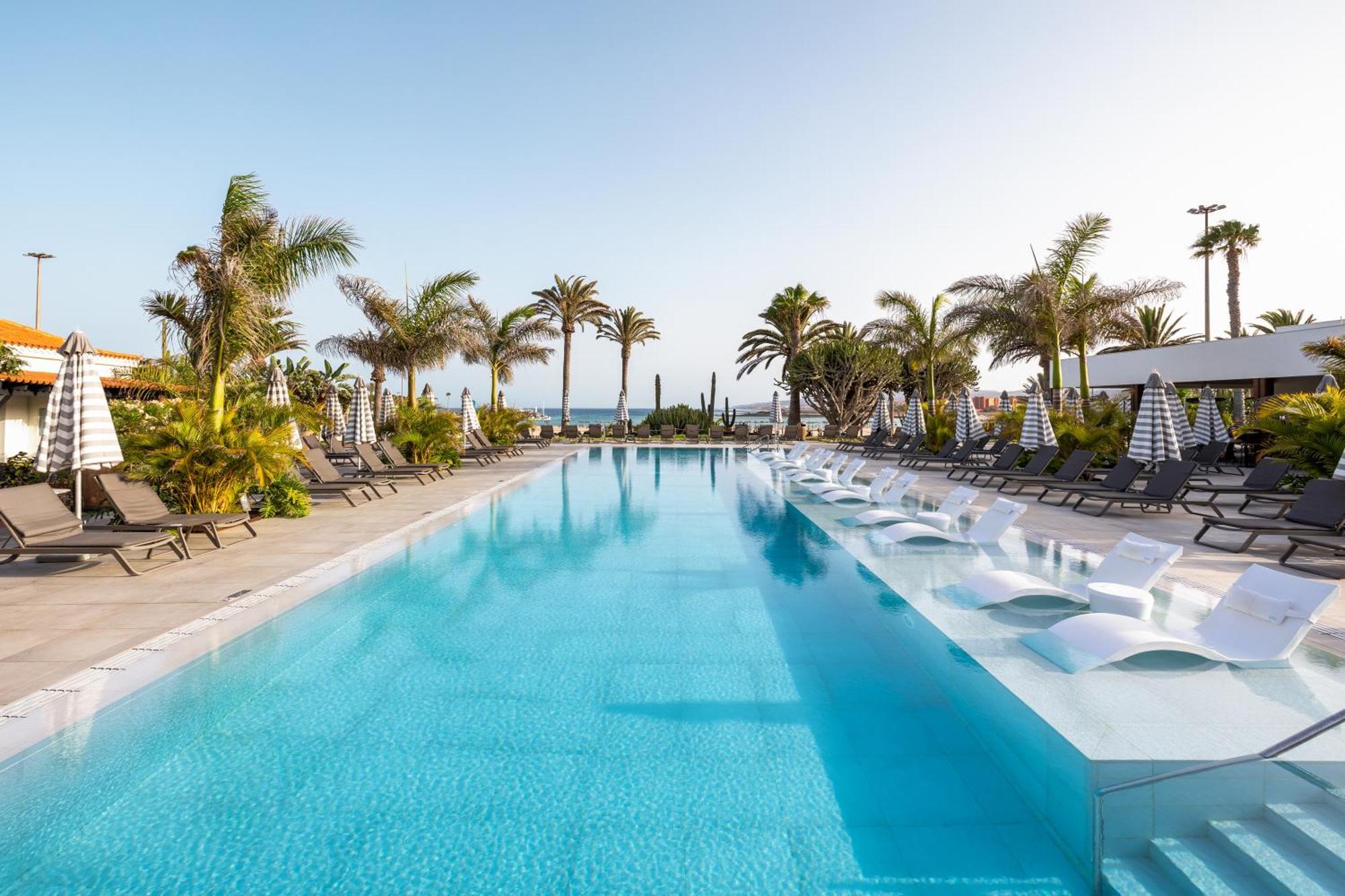 科斯塔卡莱塔 Barcelo Fuerteventura Royal Level - Adults Only酒店 外观 照片